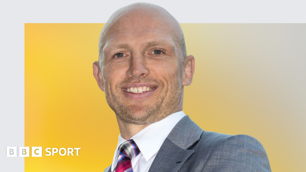 Matt Dawson column: ‘England players now double in size in shirt’