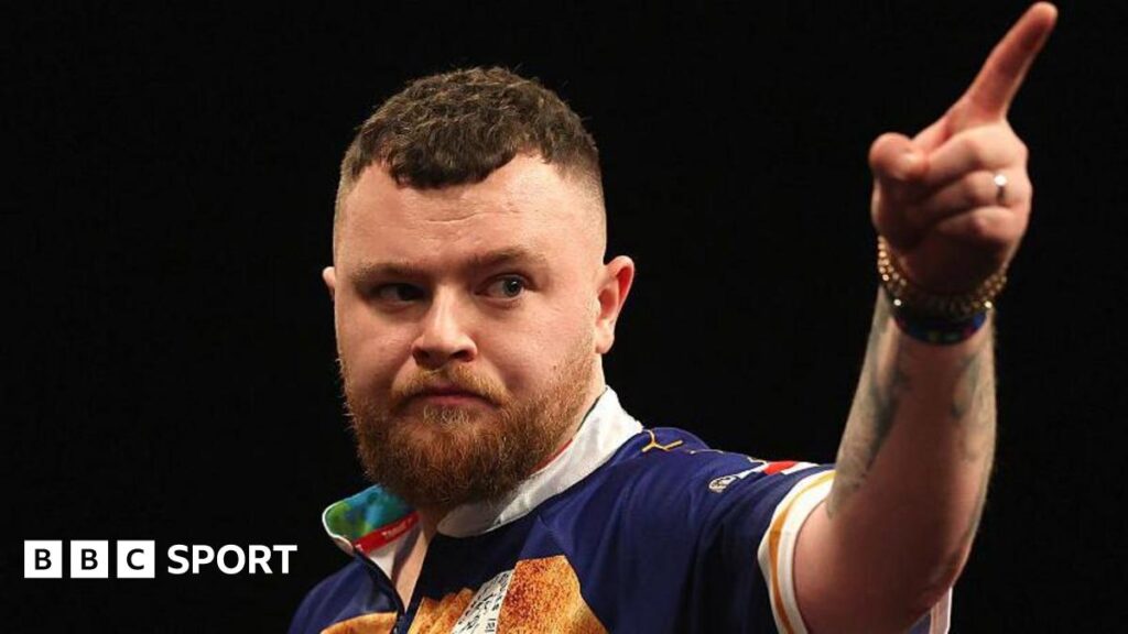 Premier League: Nine-dart hero Rock can be world champion one day – Bunting Premier League: Nine-dart hero Rock can be world champion one day – Bunting