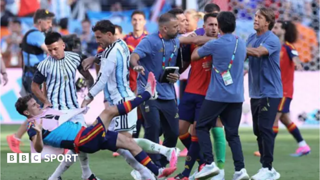 World Cup 2026: Gavi does not think Paredes should be suspended