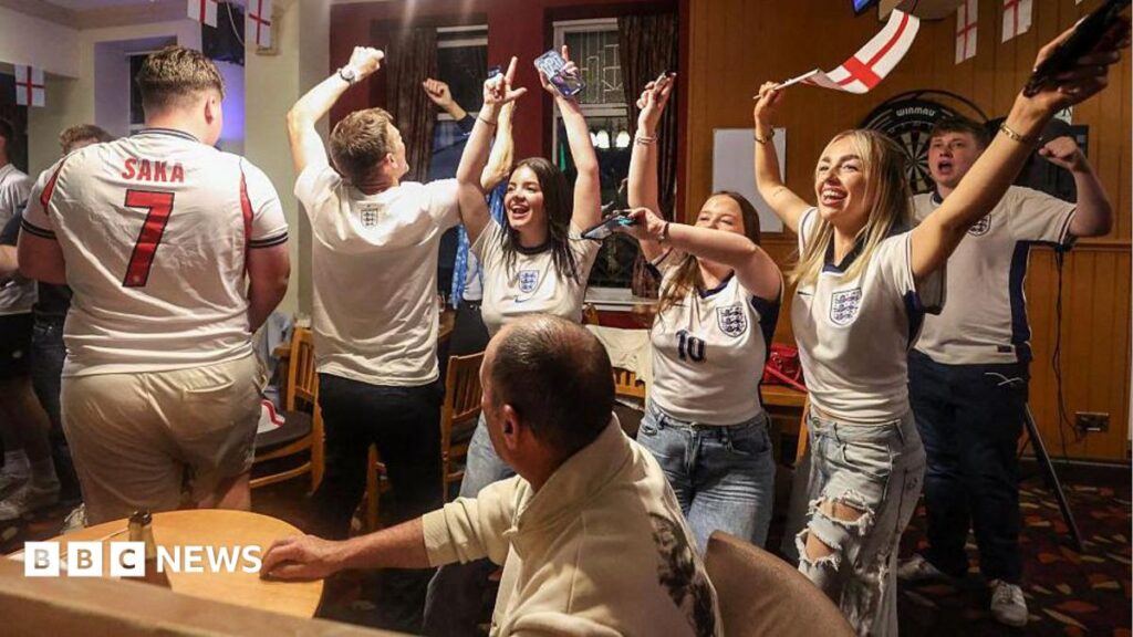 World Cup: England fans can stay in pub for full Norway game – even if kick-off delayed