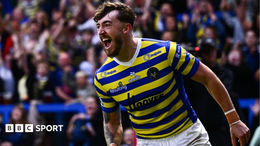 Super League play-off eliminator: Warrington Wolves 35-12 Hull KR